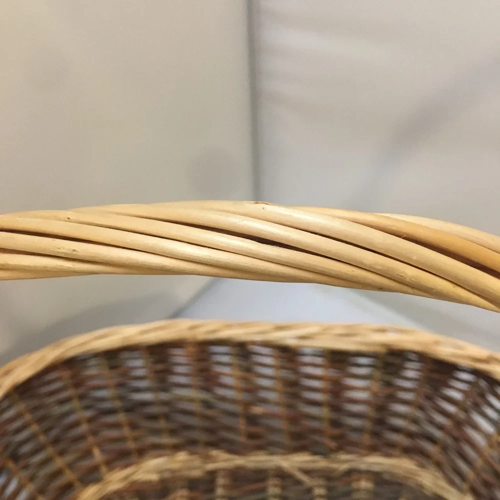 Unbranded handcrafted oval